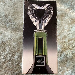 Mikasa Crystal Venus Heart Bottle Stopper